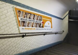 Assurpeople.com affiche métro - hors ecran